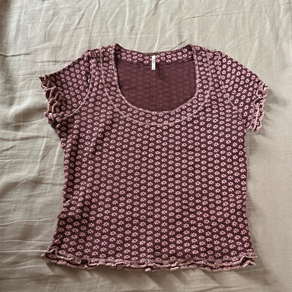 NWOT free people Pink Floral Short Sleeve Top